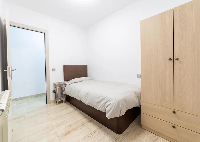 Mar & アパート クニット